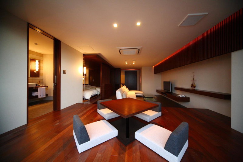 Uminoyasuragi Hotel Ryugu, Kami Amakusa, Japan
