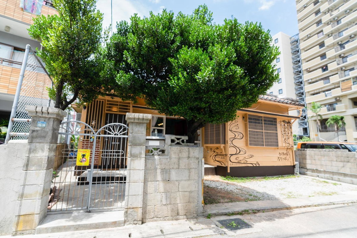 Hotel · 沖縄古民家お宿ななつぼし Okinawa Traditional House Nanatsuboshi, Naha