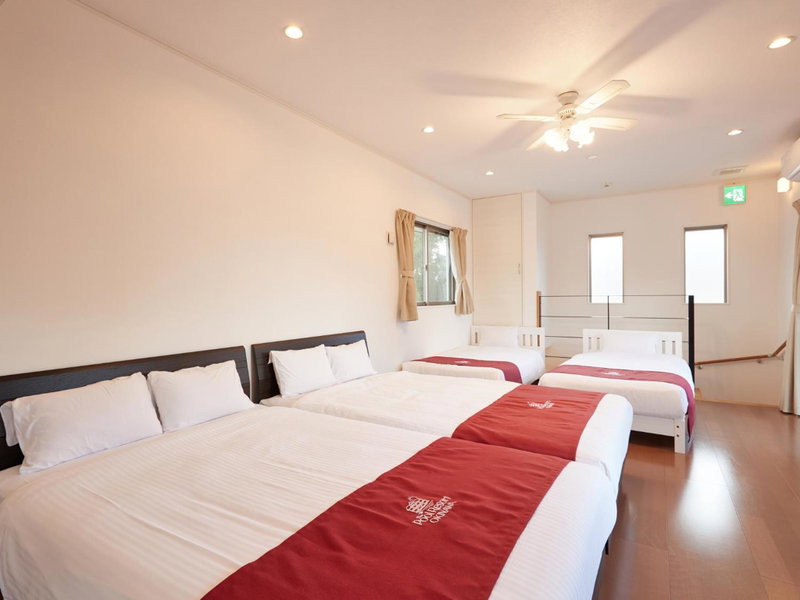 The Pool Resort Villa Hasta Manana, Onna, Japan