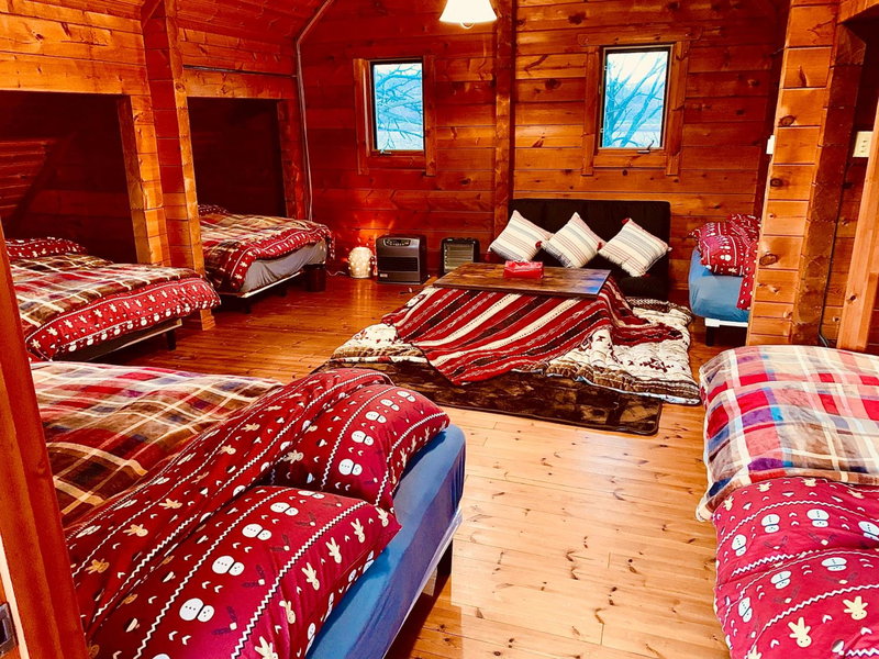 Tomy's Log House - Need CAR, Shiraoi, Japan