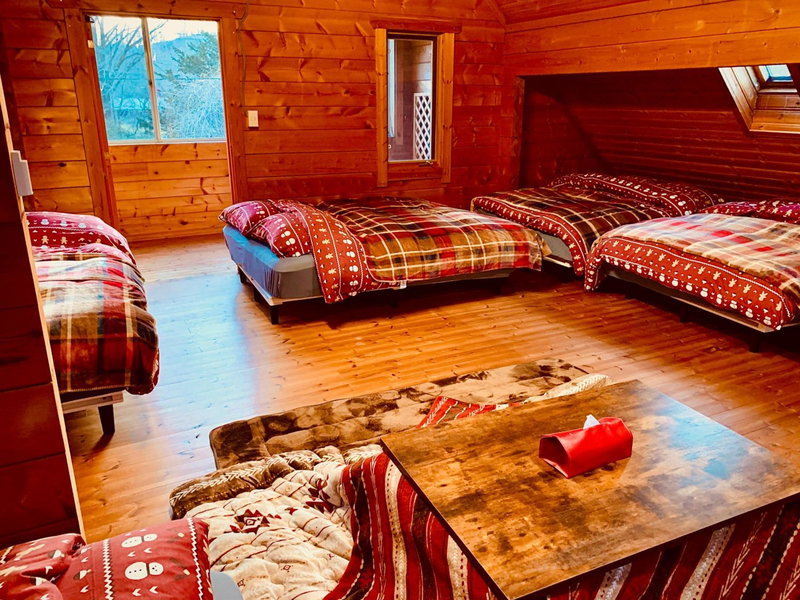 Tomy's Log House - Need CAR, Shiraoi, Japan