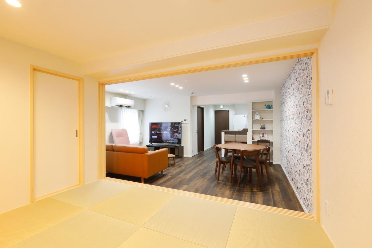 Hotel · コンドミニアムharu 那覇県庁前 202, Naha