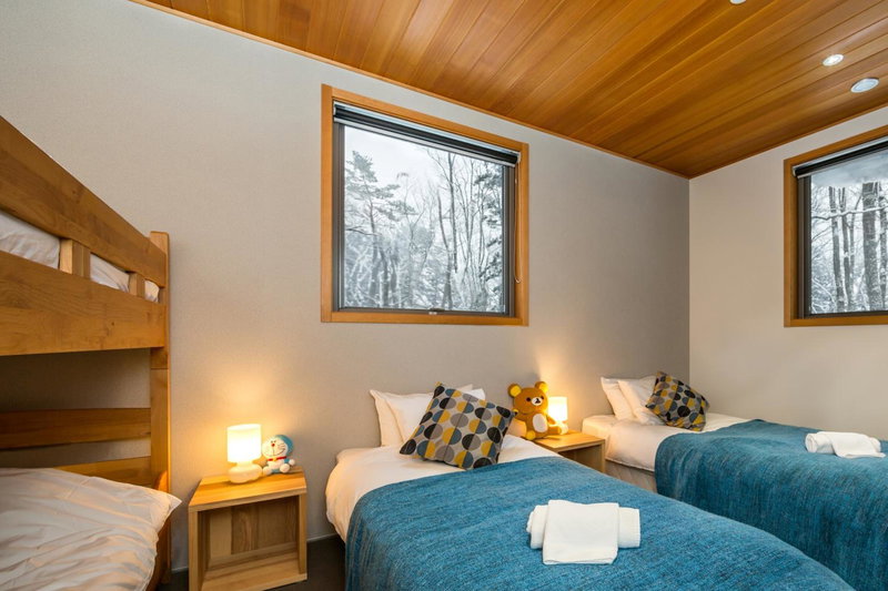 Phoenix Cocoon by HHG, Hakuba, Japan