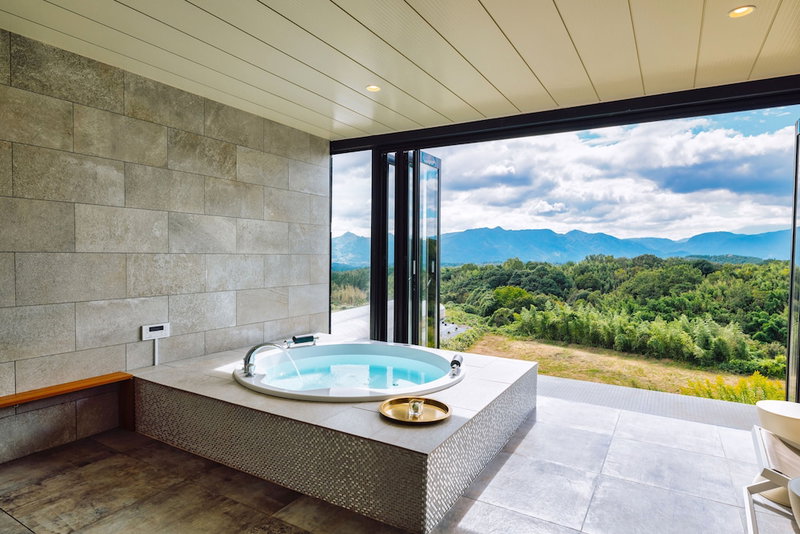 COMOREBI -yufuin onsen gramping-, Yufu, Japan