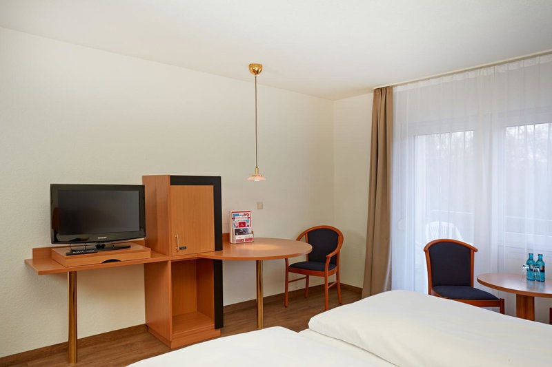 Sunday Hotel Wiesbaden Niedernhausen Apartments, Niedernhausen, Germany