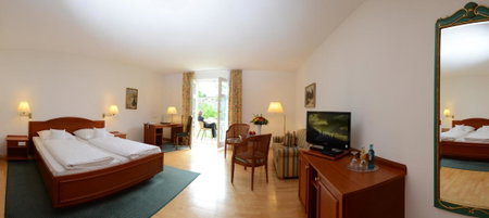 Churfuerstliche Waldschaenke, Moritzburg, Germany