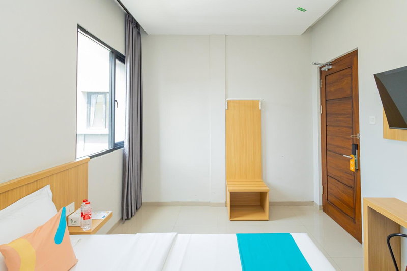 Sans Hotel Bobosini Malang by RedDoorz, Malang, Indonesia