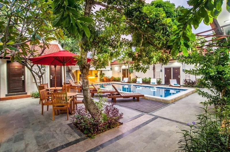 Kelantel Bali, Tuban, Indonesia