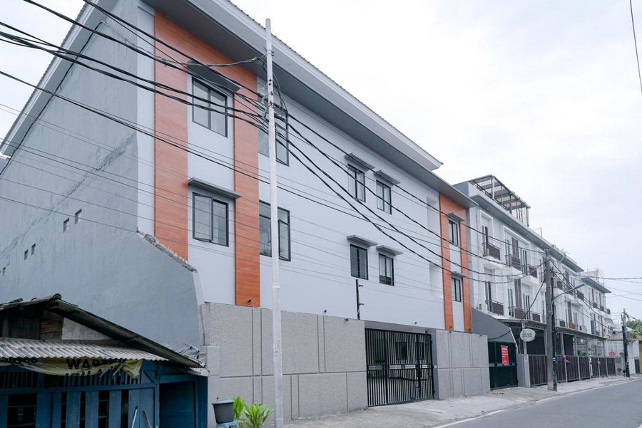 Sans Hotel Max Living Cengkareng, Jakarta, Indonesia