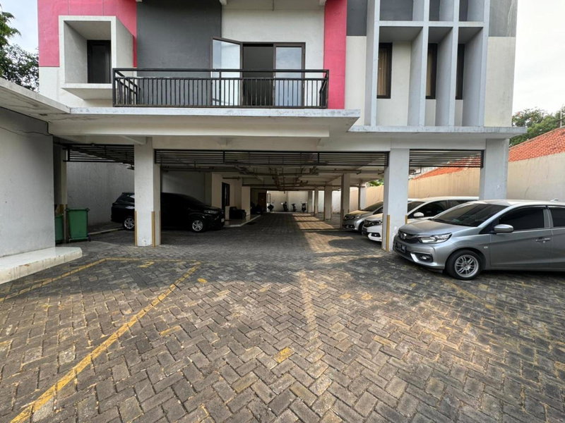 Cozynest Tenggilis, Surabaya, Indonesia