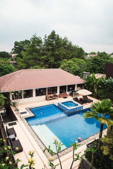 Kuldesak Villas, Bandung, Indonesia