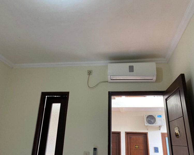 Jatiwinangun Homestay near GOR Satria Purwoketo Mitra RedDoorz, Purwokerto, Indonesia