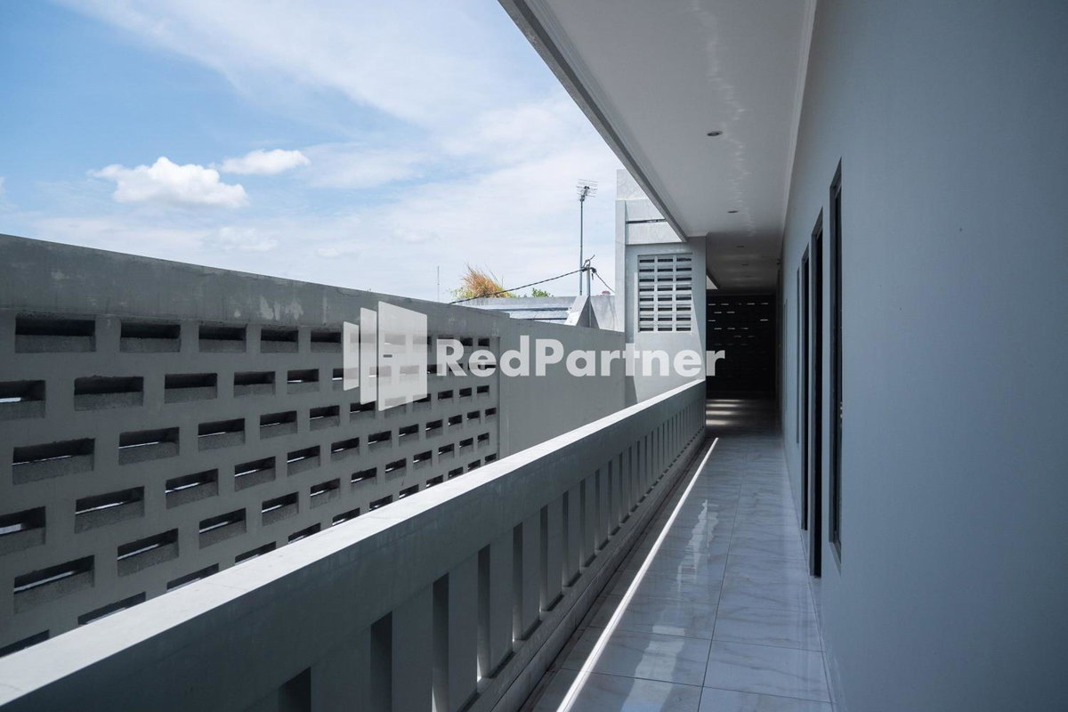 Athena House Syariah Near The Park Mall Solo Baru Mitra RedDoorz, Indonesia
