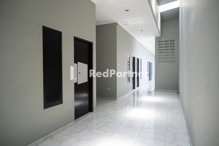 Athena House Syariah Near The Park Mall Solo Baru Mitra RedDoorz, Sukoharjo, Indonesia