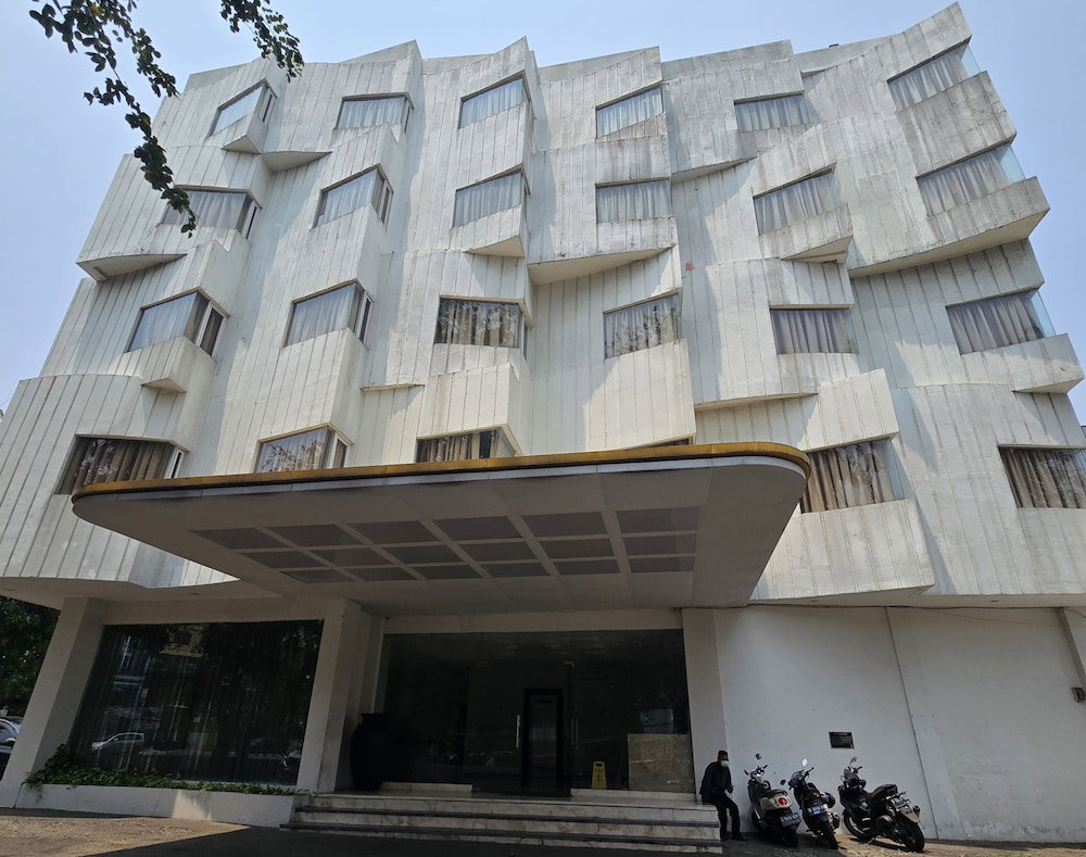 Hotel · N3 Hotel Zainul Arifin, Jakarta