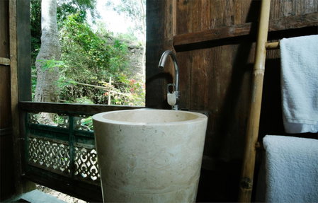 EMHILL Estate Lombok, Selong Belanak, Indonesia