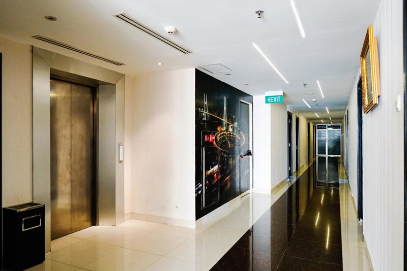 Empress Hotel Makassar City Center by LIFE, Makassar, Indonesia