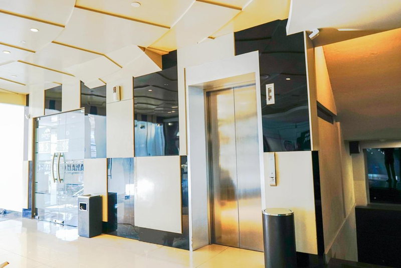 Empress Hotel Makassar City Center by LIFE, Makassar, Indonesia
