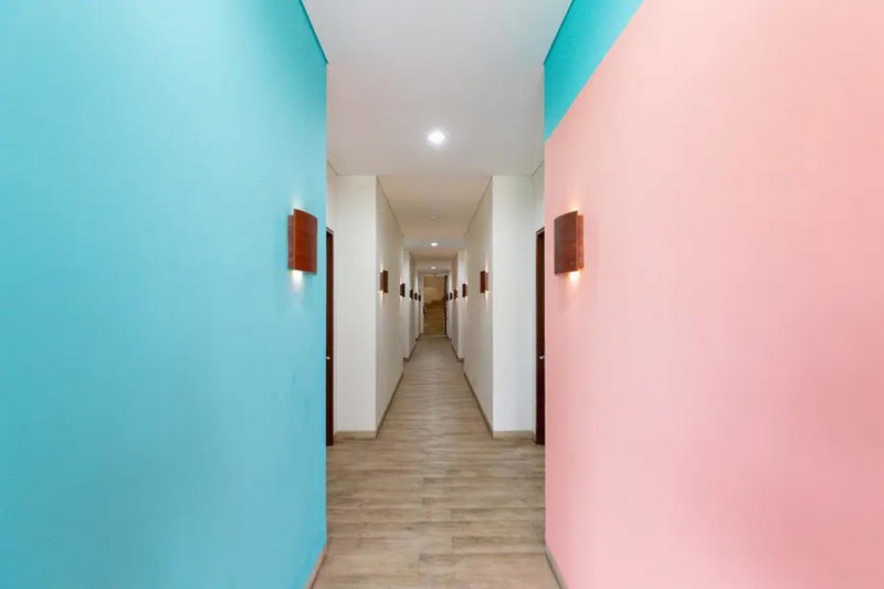 Sans Hotel Rajawali Surabaya by RedDoorz, Krembangan, Indonesia