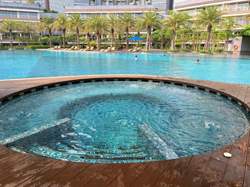 Gold Coast Sea View Apartments by Rentrooms, Jakarta, Indonesia
