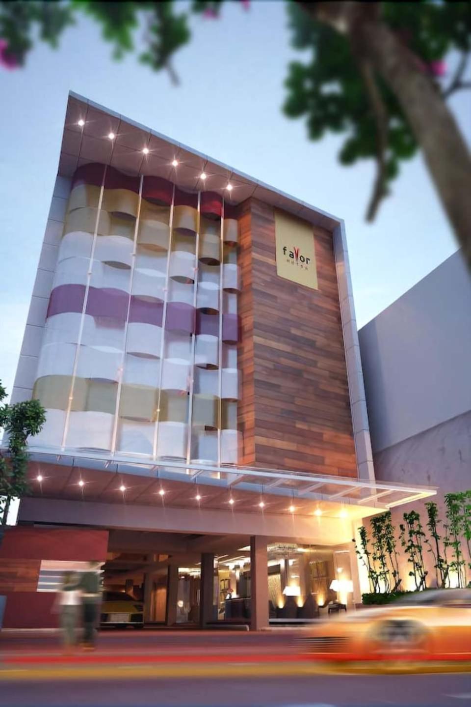 Favor Hotel Makassar City Center By LIFE, Indonesia