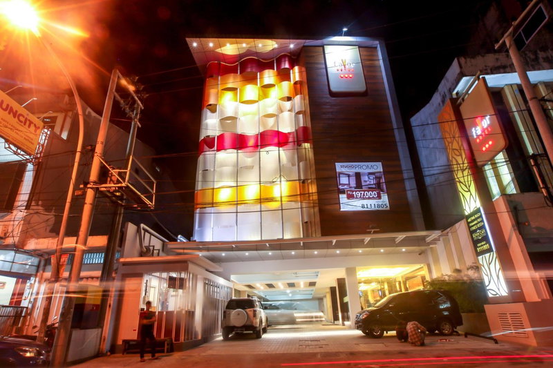 Favor Hotel Makassar City Center By LIFE, Makassar, Indonesia
