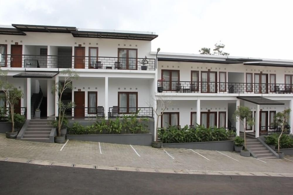The Radiant Villa's & Function Hall, Indonesia