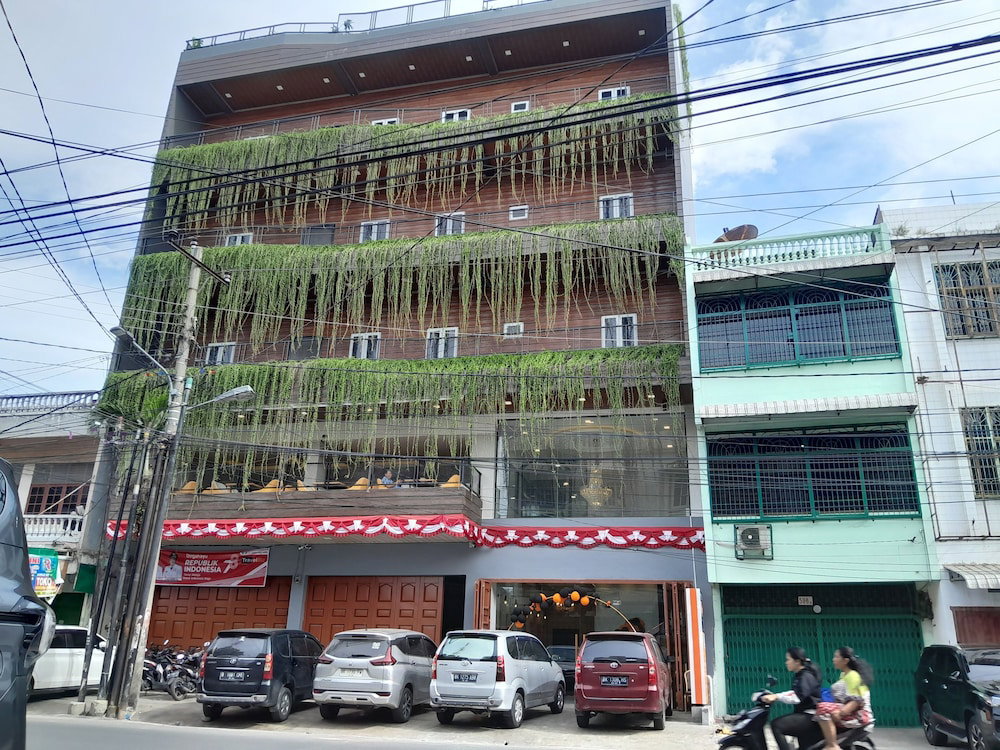 TravelBiz Hotel, Indonesia