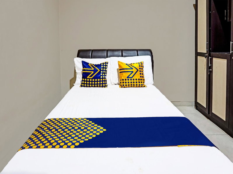 Hotel O Sumpil Syariah, Malang, Indonesia