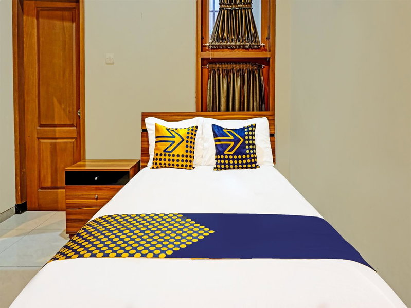 Hotel O Sumpil Syariah, Malang, Indonesia