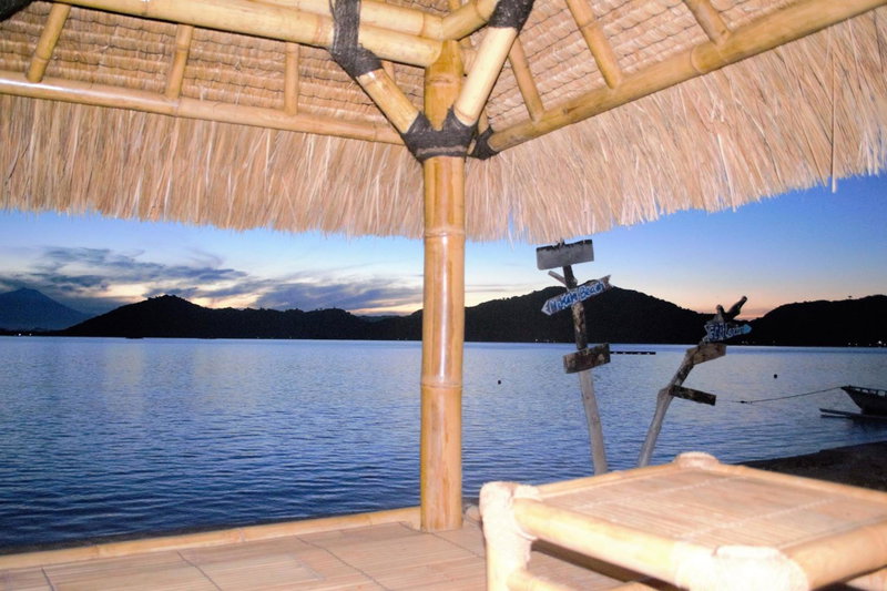 Alden Beach House, Sekotong, Indonesia