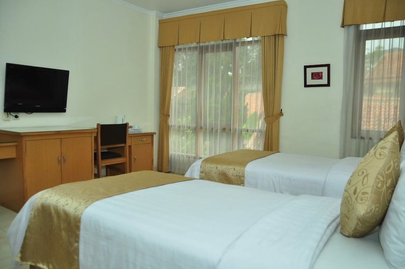 Ahadiat Hotel & Bungalow, Bandung, Indonesia