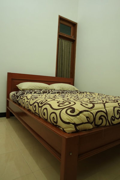 Puri Kusuma Guest House, Tabanan, Indonesia