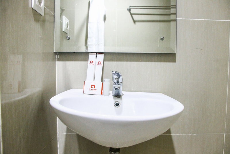 Pool View Studio Ara Residance Apartement Near Gading Serpong, Gading Serpong, Indonesia