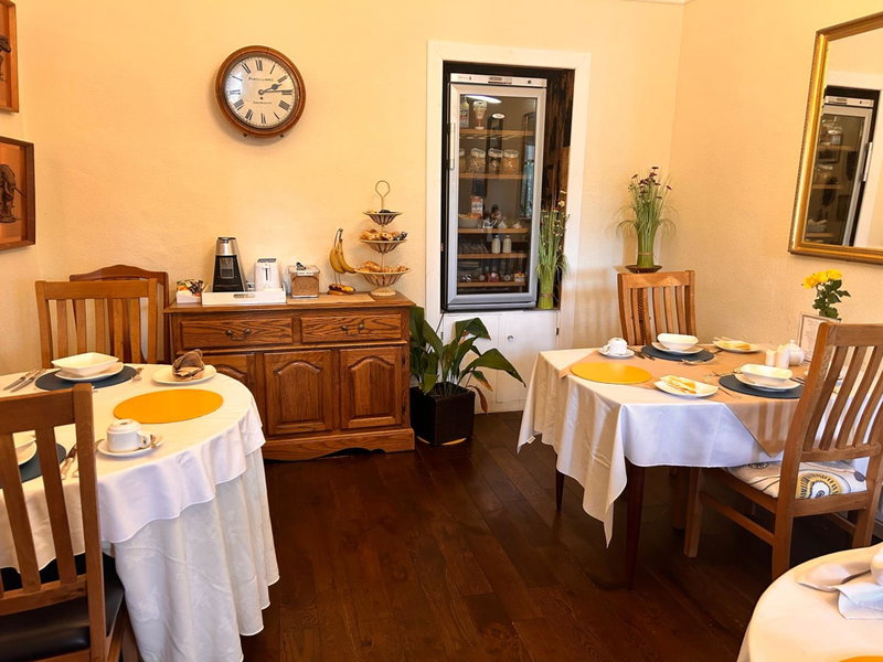 Henwick house accommodation, Continental breakfast included, Ludlow, United Kingdom