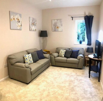 Private 1st Floor Apartment - Perfect for Port of Dover, Eurotunnel and Short Stays, Dover, United Kingdom
