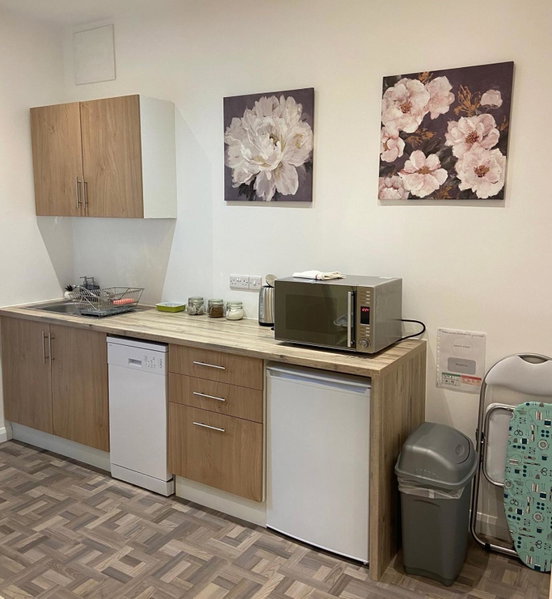 Private 1st Floor Apartment - Perfect for Port of Dover, Eurotunnel and Short Stays, Dover, United Kingdom