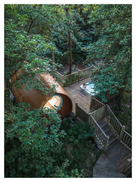 RiverBeds Lodges with Hot Tubs, Ballachulish, United Kingdom