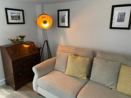 Arthur Street Guest Cottage (Sister cottage number 3), Hillsborough, United Kingdom
