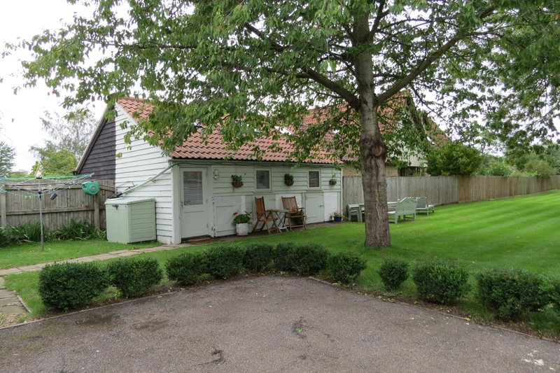 The Old Stables, Whitehall Farmhouse, Oakington, Cambridge, United Kingdom