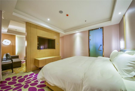 Lavande Hotel Dali Erhai Park Branch, Dali, China