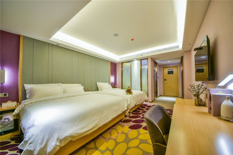 Lavande Hotel Dali Erhai Park Branch, Dali, China