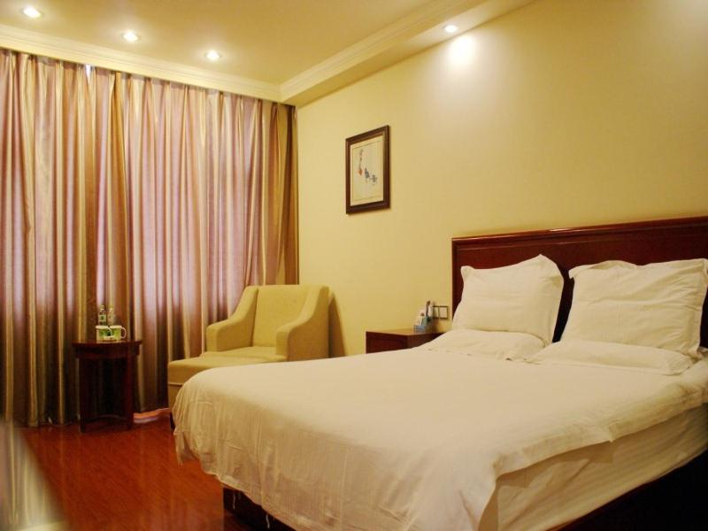 GreenTree Inn Jiangxi Jiujiang Shili Avenue Business Hotel, Jiujiang, China
