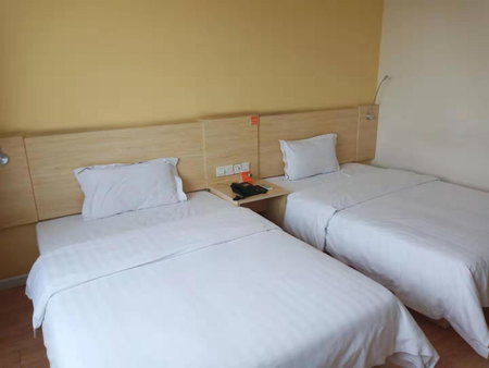 7Days Inn Zibo Dongsi Road Shengshi Xincheng, Zibo, China