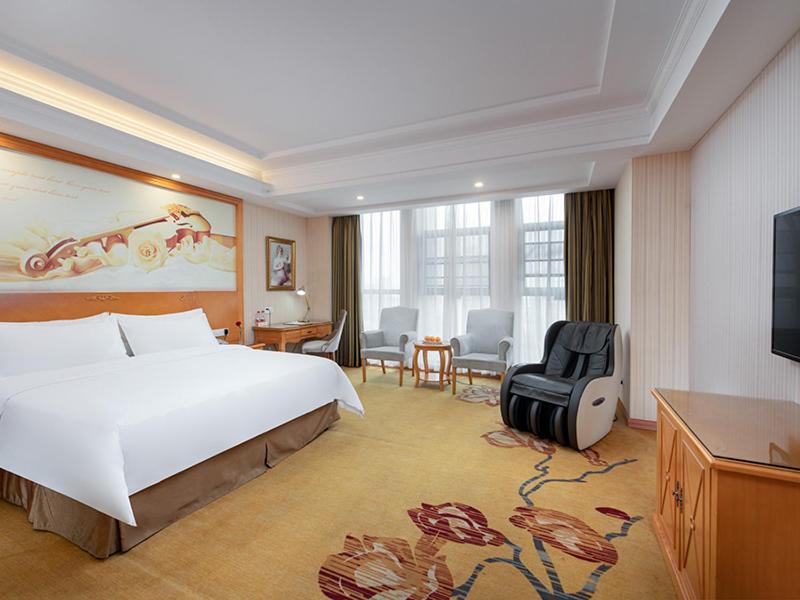 Vienna Hotel Hunan Xincheng Guoji, China