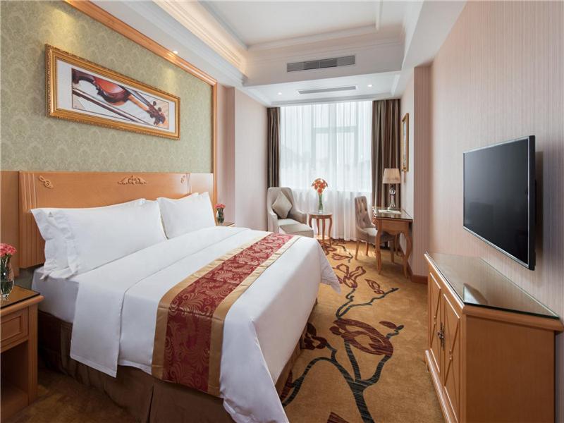 Vienna Hotel Tianbao Road, Shenzhen, China