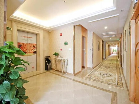 Vienna Hotel Tianbao Road, Shenzhen, China