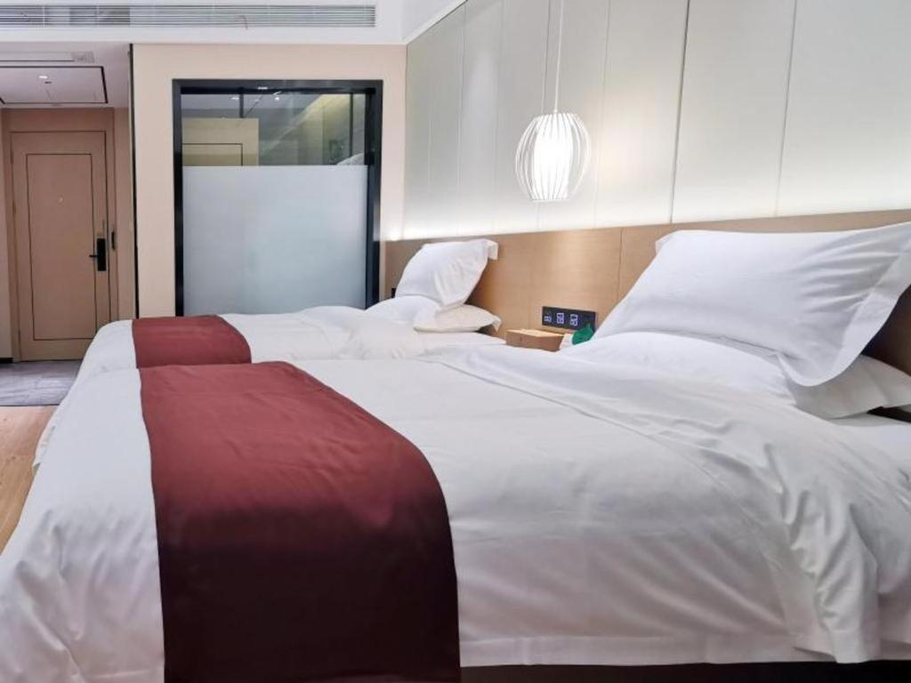Gya Hotel Jurong England International, China