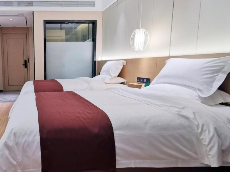 Gya Hotel Jurong England International, Jurong, China