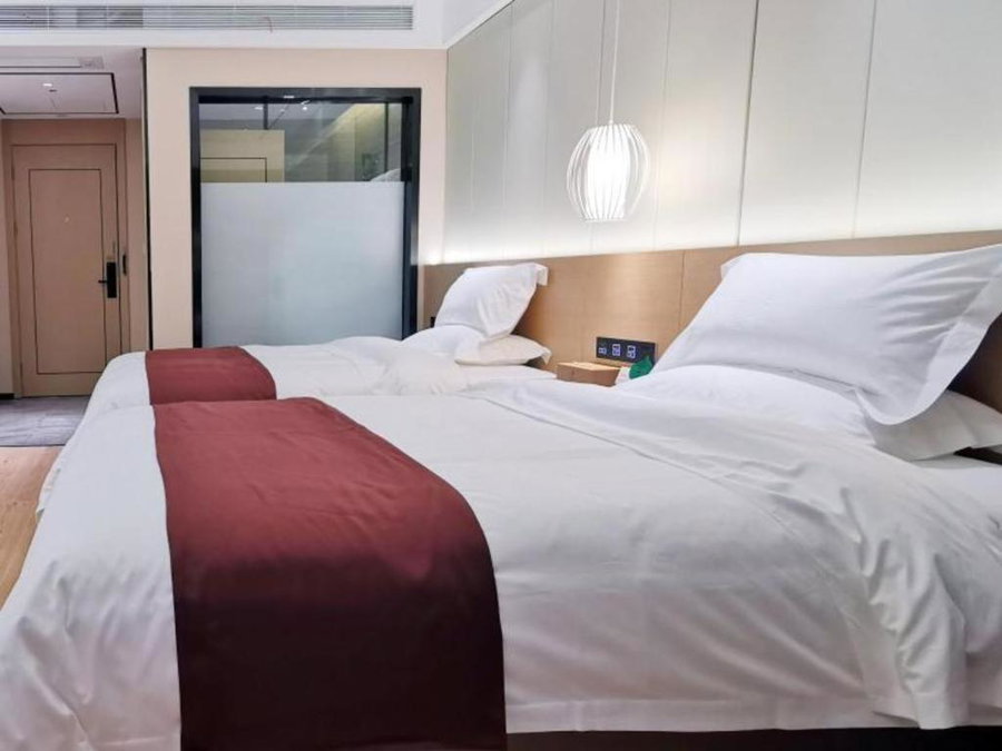 Gya Hotel Jurong England International, Jurong, China